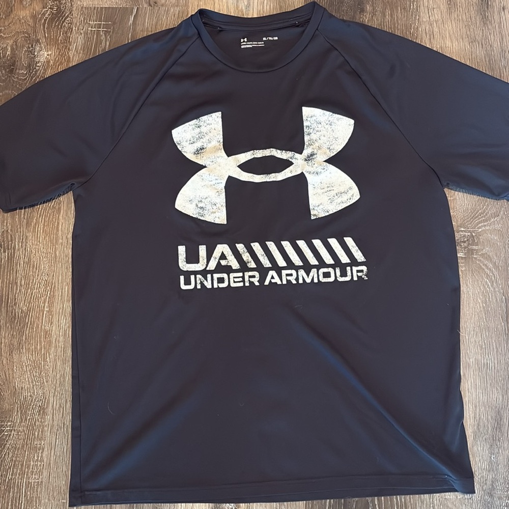 Under Armour Velocity Graph Black T-Shirt Size XL New